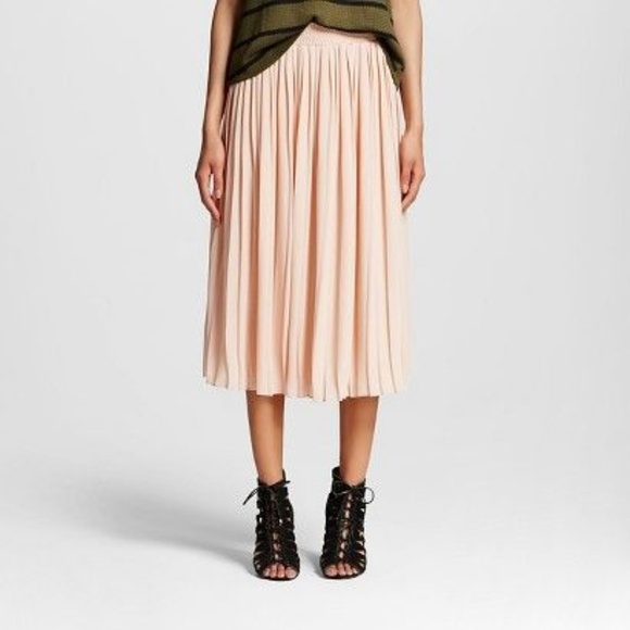 Who What Wear Dresses & Skirts - Who What Wear Blush Pleated Skirt